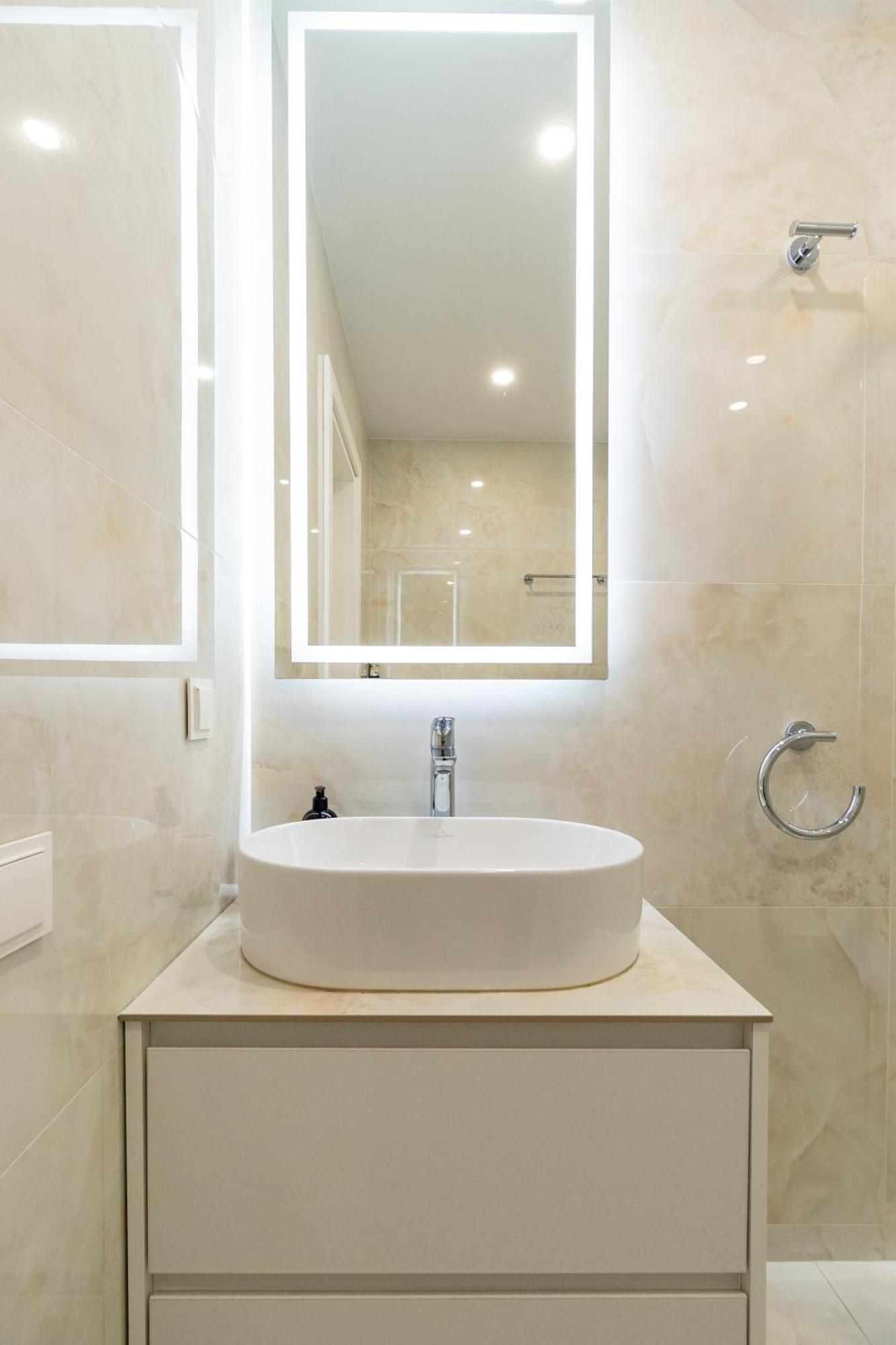 Luxury Central Apartment In Putvinskio Street Kaunas Ngoại thất bức ảnh